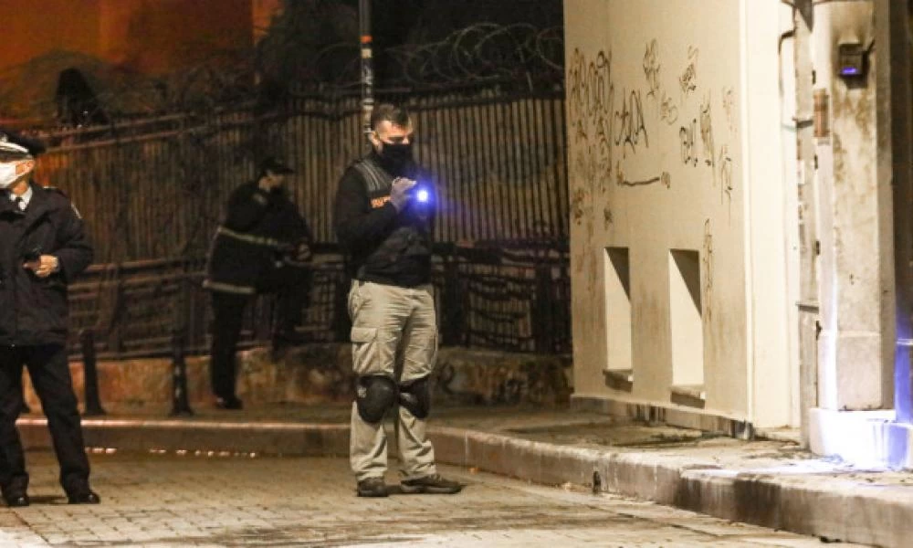 Ολονύχτιες επιδρομές αριστεριστών τη νύχτα του Σαββάτου